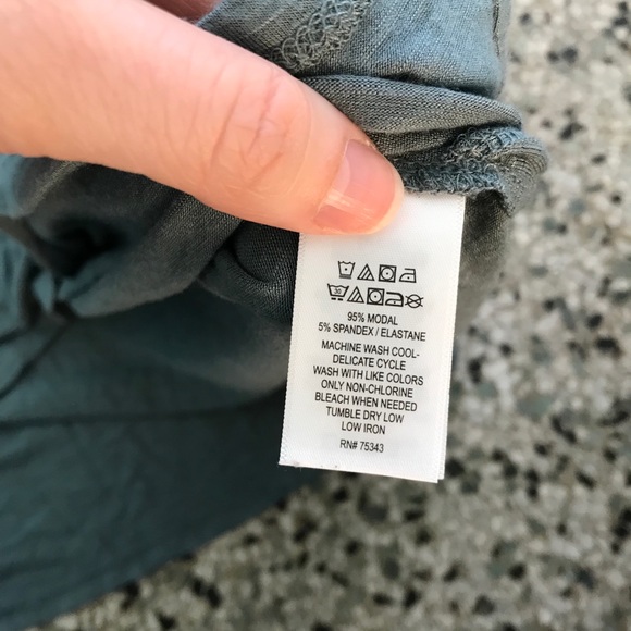 Tahari Teal Cold Shoulder Short Sleeve Blouse - Picture 4 of 4